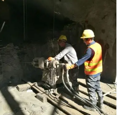 丰泽水下抗分散灌浆料特点 水下不分散注浆料介绍